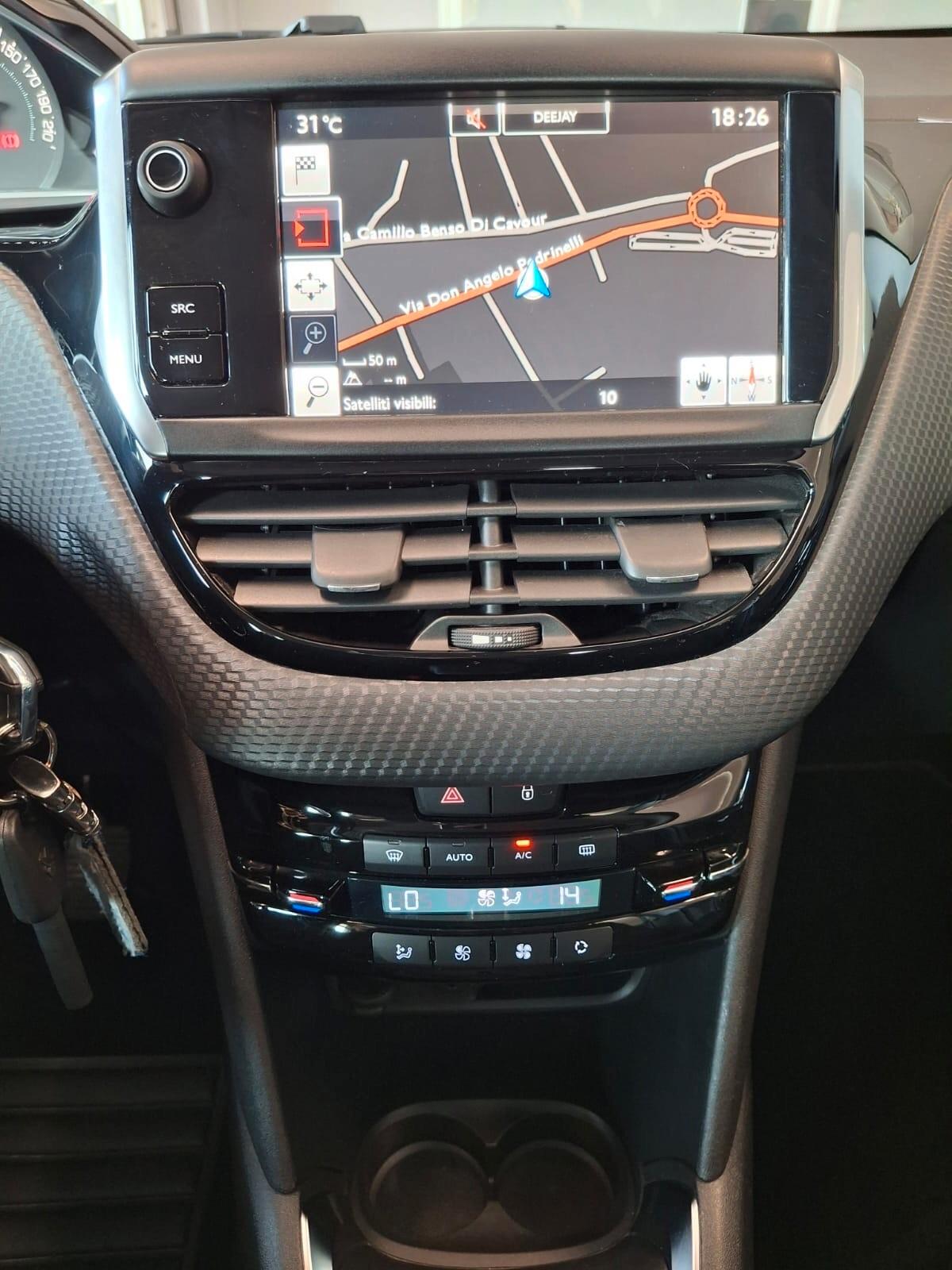 Peugeot 208 *5p 1.2 *NEOPATENTATI*TAGLIANDI CERTIFICATI