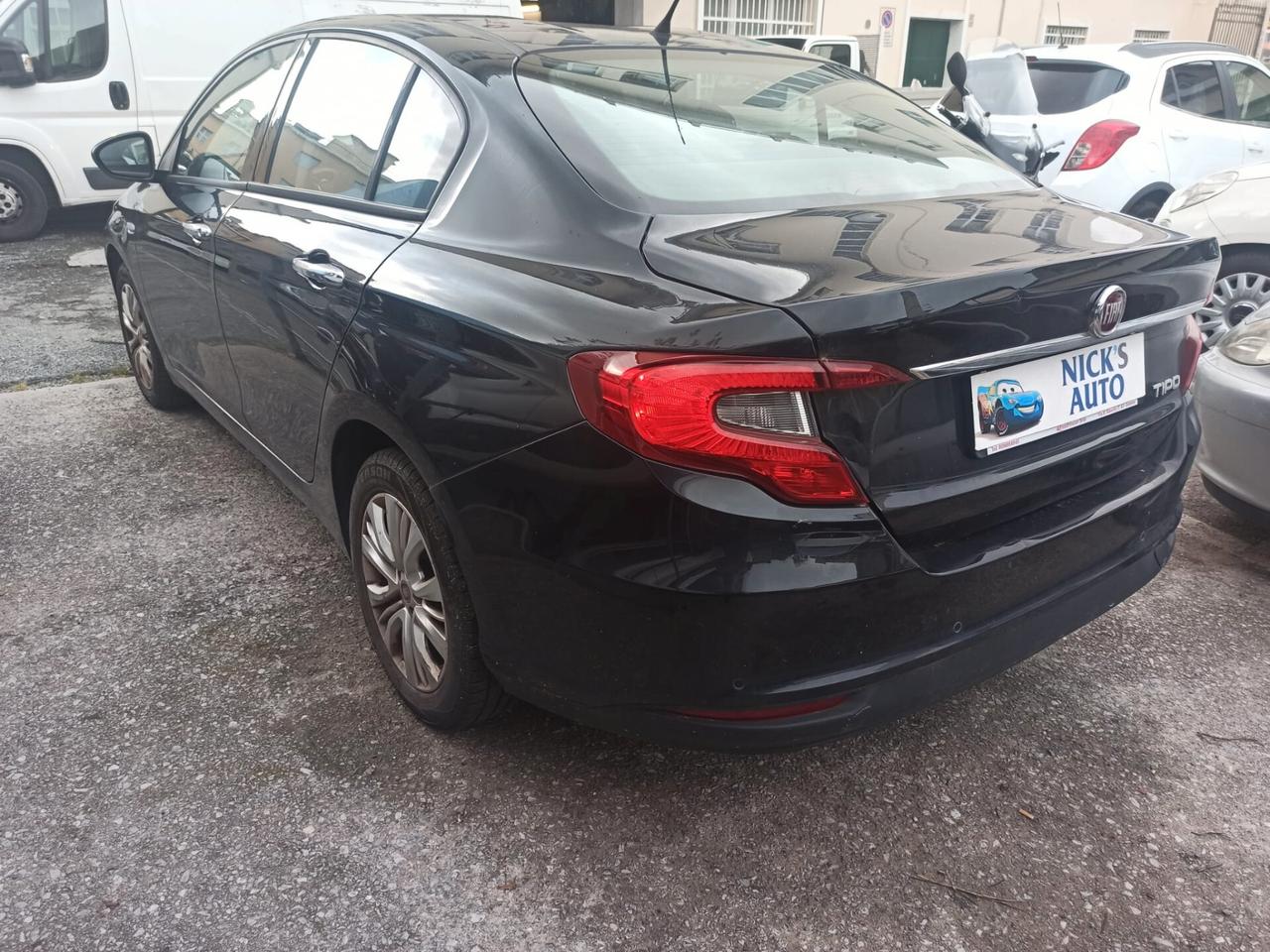 Fiat Tipo 1.6 Lounge-2016