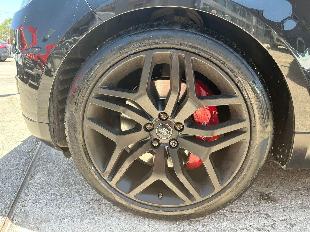 LAND ROVER - Range Rover Sport - 3.0 TDV6 HSE Dynamic