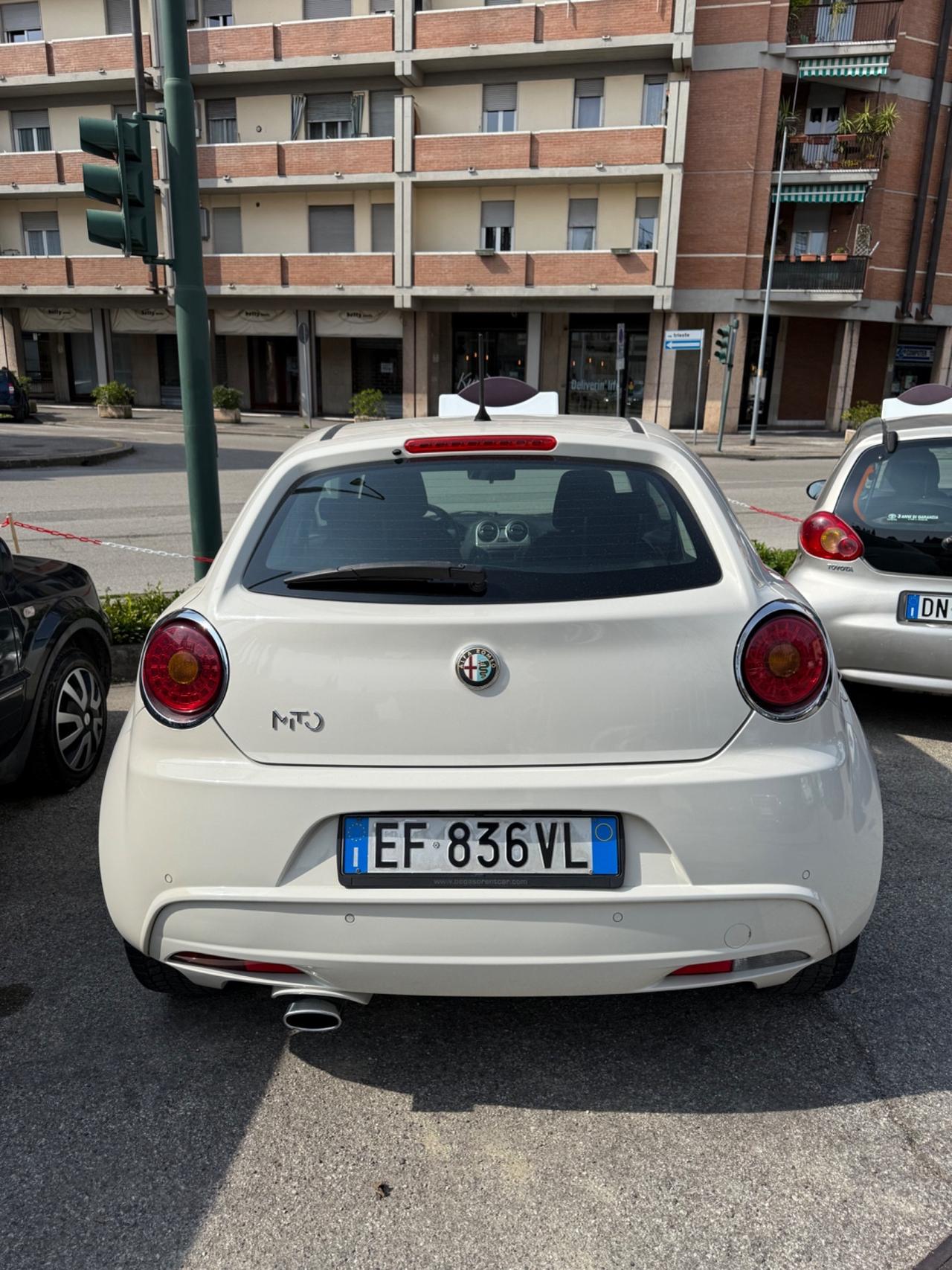 Alfa Romeo MiTo 1.3 JTDm-2 95 CV S&S Distinctive