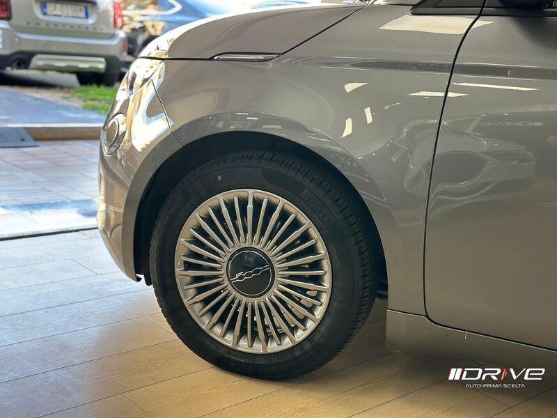 FIAT 500 500e Berlina 42 kWh