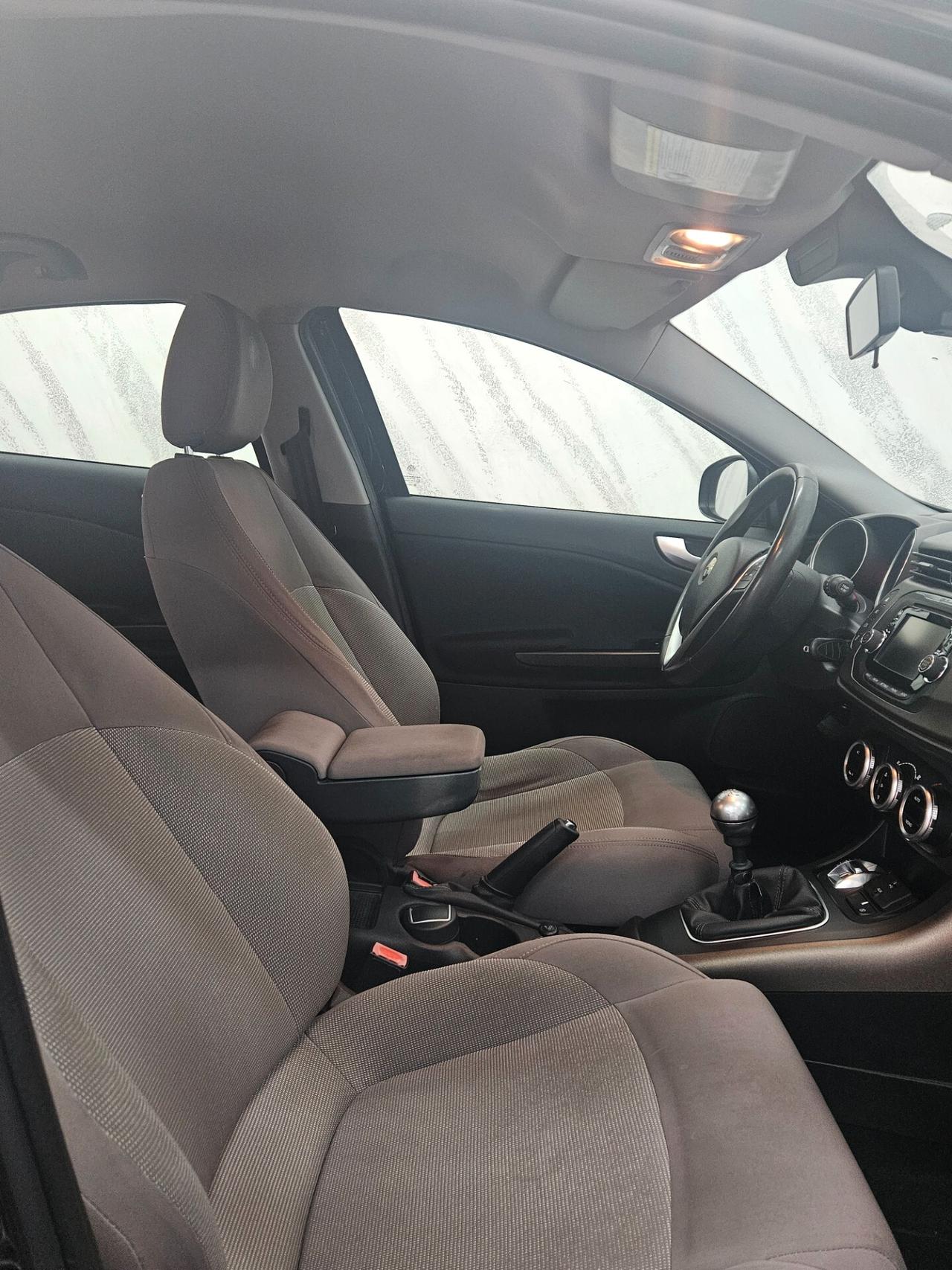 Alfa Romeo Giulietta 1.6 JTDm-2 105 CV Exclusive