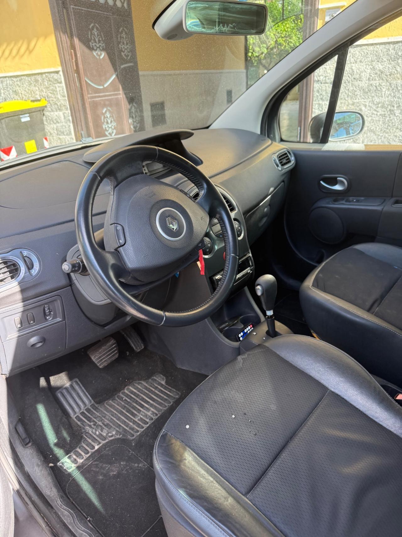 Renault Modus Grand 1.6 16V AUTOMATICA
