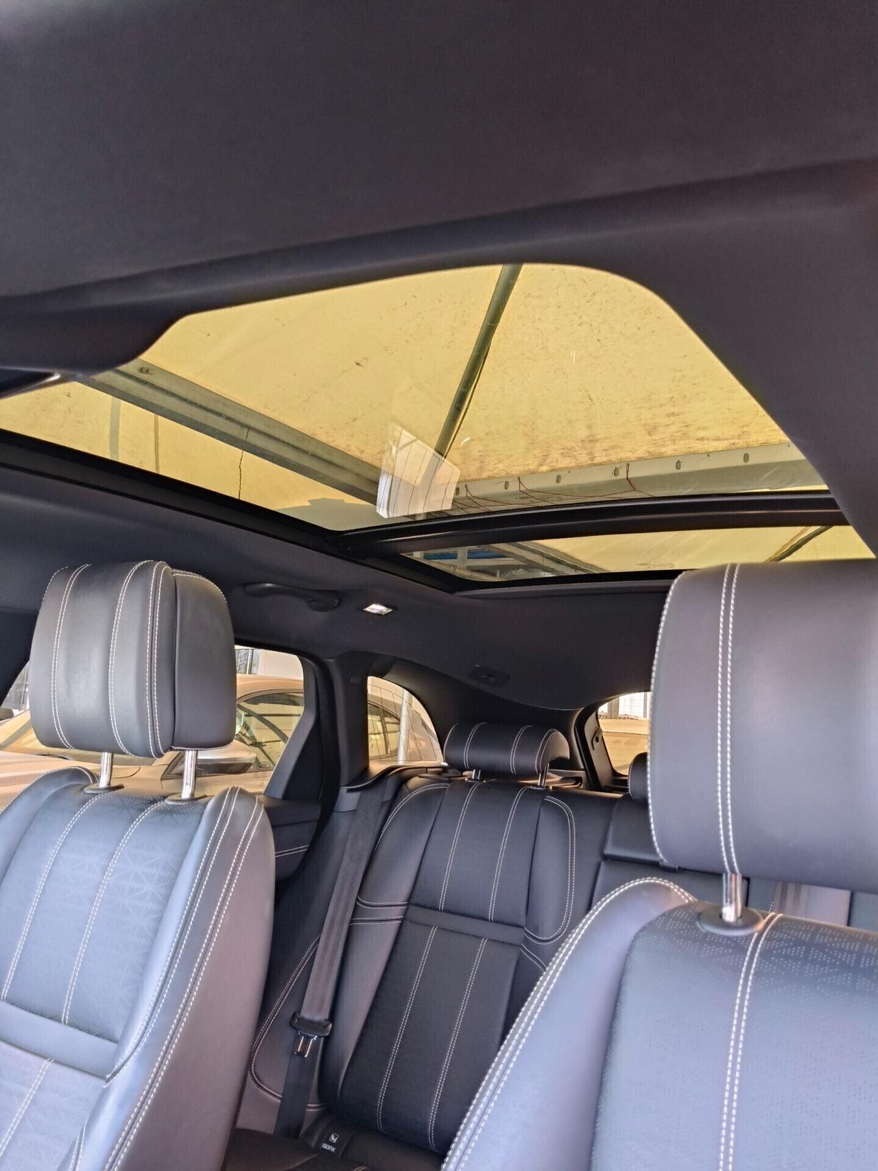 Range Rover Velar 2.0 Si4 300 CV R-Dynamic HSE