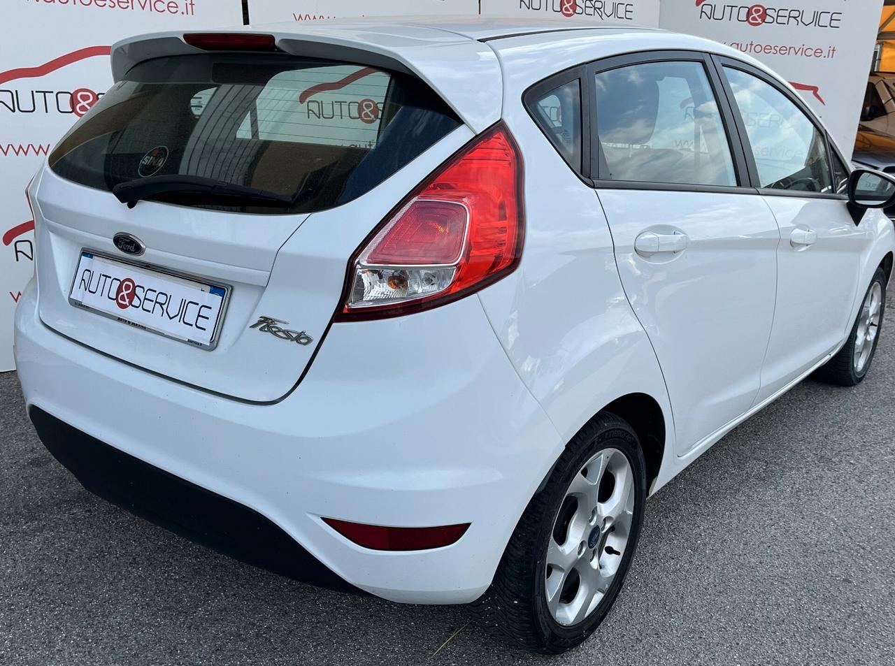 Ford Fiesta 1.5 TDCi 75CV 5 porte