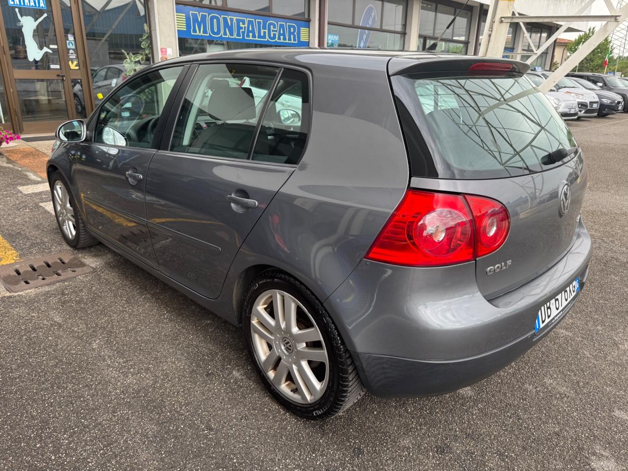 Volkswagen Golf 2.0 16V TDI 5p. Sportline DSG