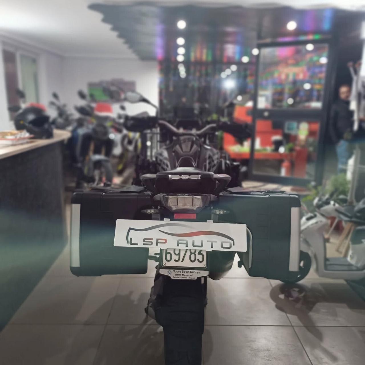 Bmw R 1250 GS AKRAPOVIC C/VENDITA