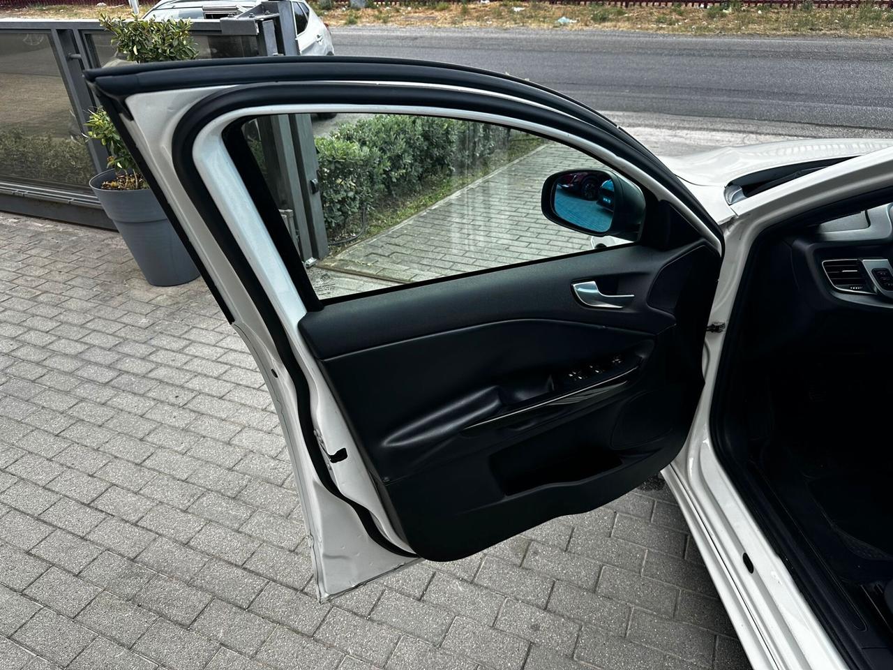 Alfa Romeo Giulietta 1.6 JTDm-2 105 CV Exclusive