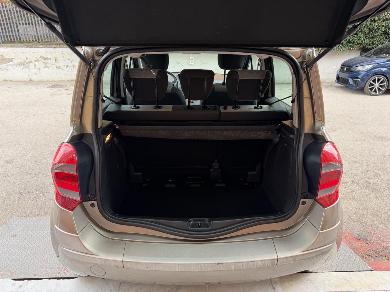 Renault Modus Grand 1.5 dCi 85CV Dynamique