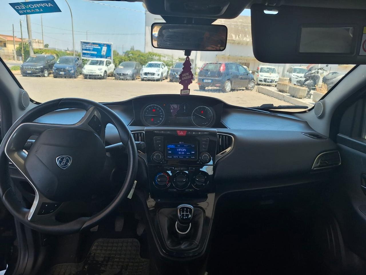 Lancia Ypsilon 1.2 69 CV 5 porte GPL Ecochic Gold