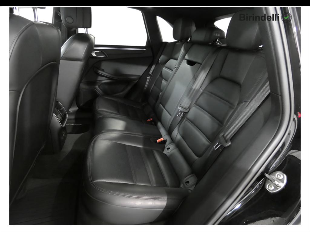 PORSCHE Macan - 2.0 T