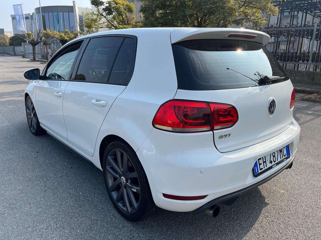 Volkswagen Golf GTI 2.0 TSI 5p.