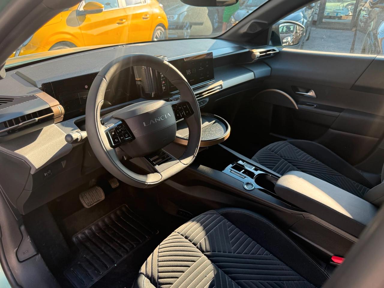 Lancia Ypsilon 2025 Hybrid AUTOMATICA LX 15000KM