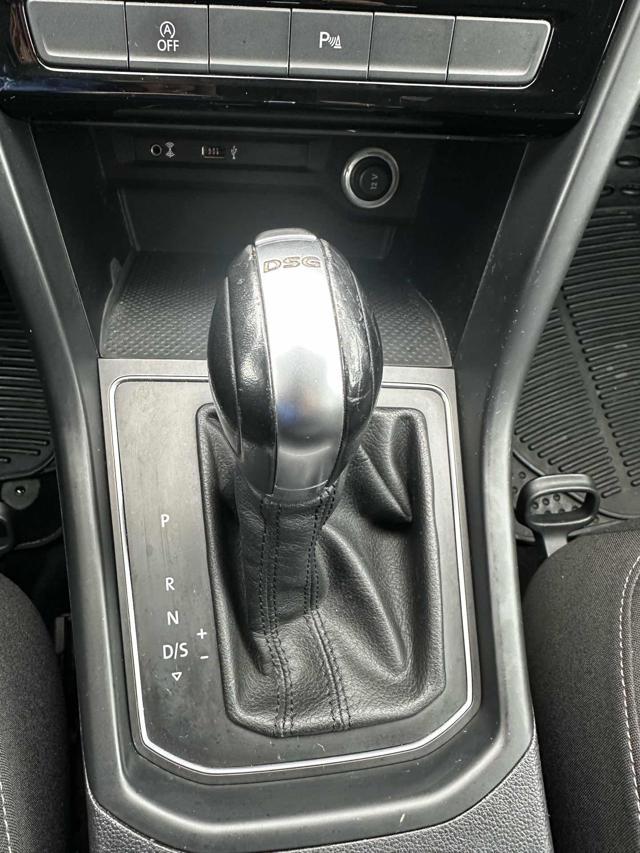 VOLKSWAGEN Touran 1.6 TDI 115 CV SCR DSG 7 POSTI Highline BlueMotion