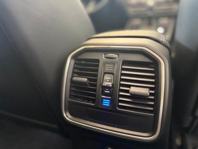 PORSCHE Macan 2.0 T //TETTO//21//BOSE//