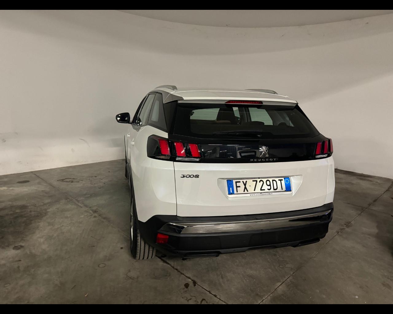 PEUGEOT 3008 2ª serie - 3008 BlueHDi 130 S&S Business