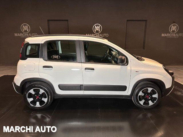 FIAT Panda 1.0 FireFly S&S Hybrid City Cross