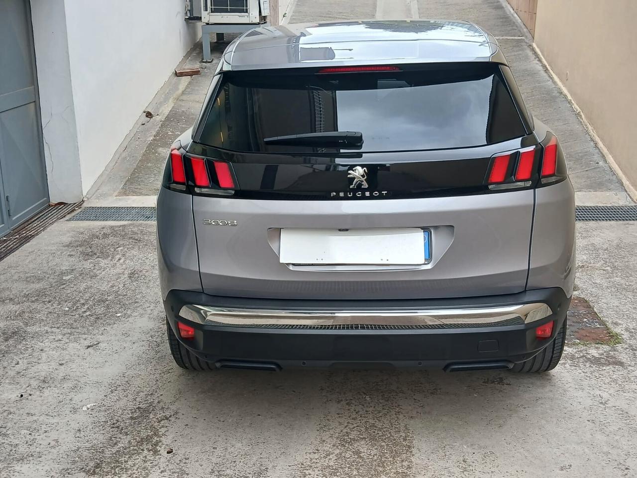 Peugeot 3008 BlueHDi 130 S&S EAT8 Allure Pack