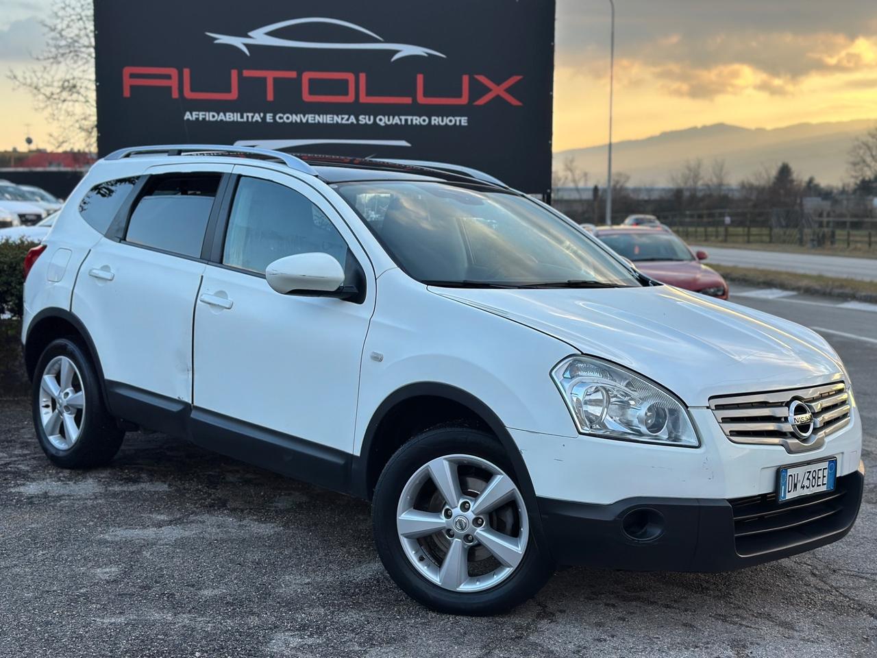 Nissan Qashqai 2 2.0 dCi DPF Tekna 2009