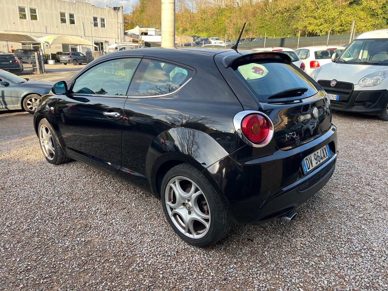 Alfa Romeo MiTo 1.6 JTDm 16V Distinctive Premium Pack