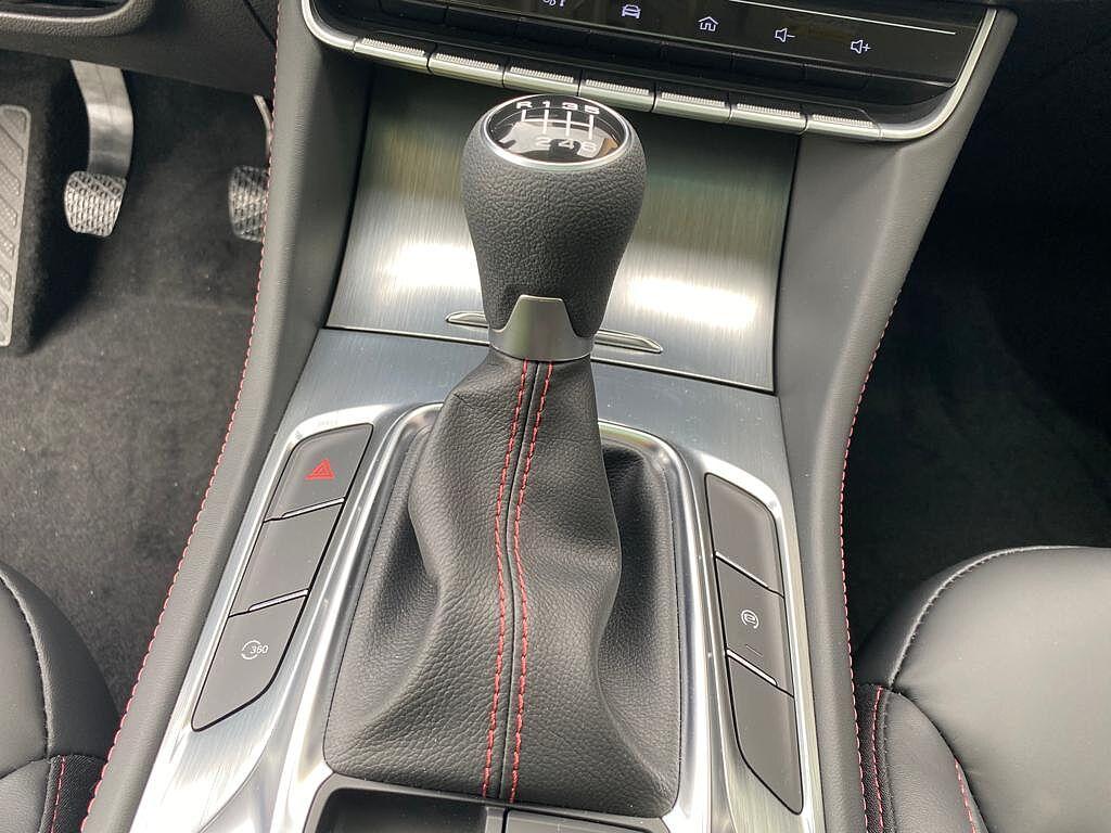 MG HS 1.5T-GDI Luxury