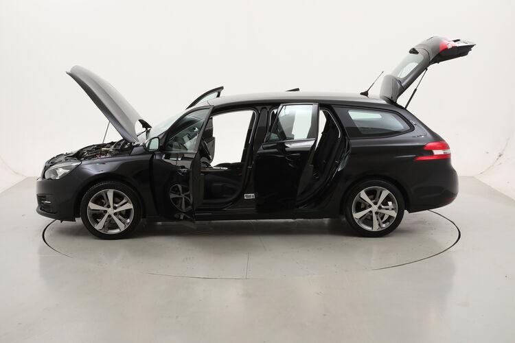 Peugeot 308 SW Active EAT8 BR264833 1.5 Diesel 131CV