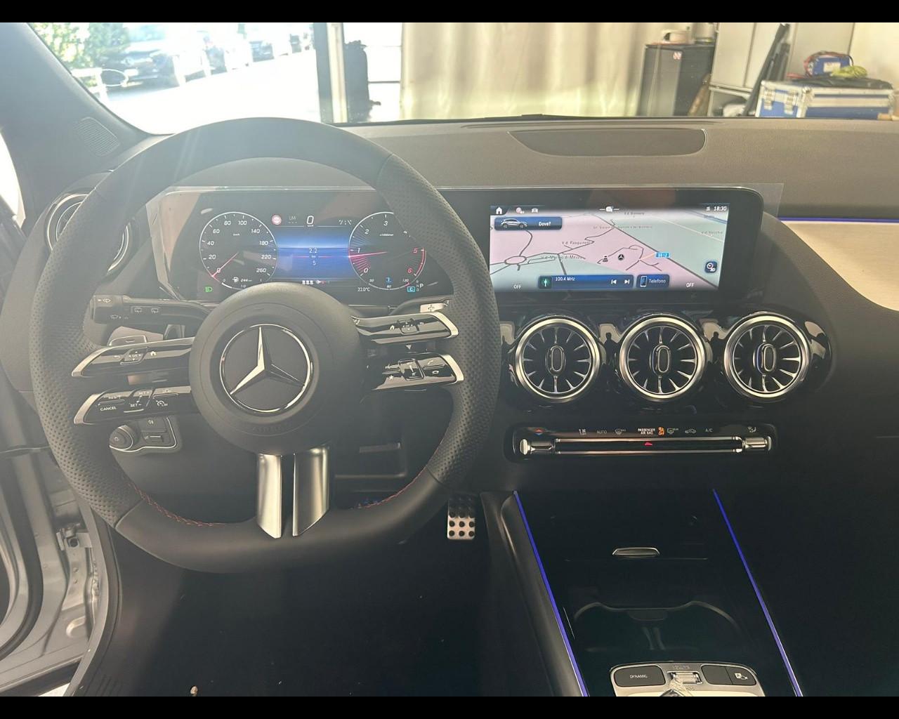 Mercedes-Benz GLA 180 d Automatic