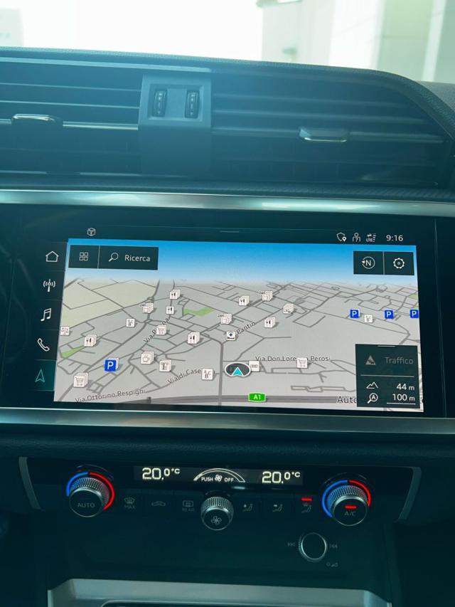 AUDI Q3 35 TDI S tronic Business Advanced