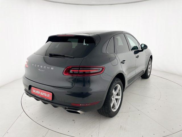 PORSCHE Macan 2.0