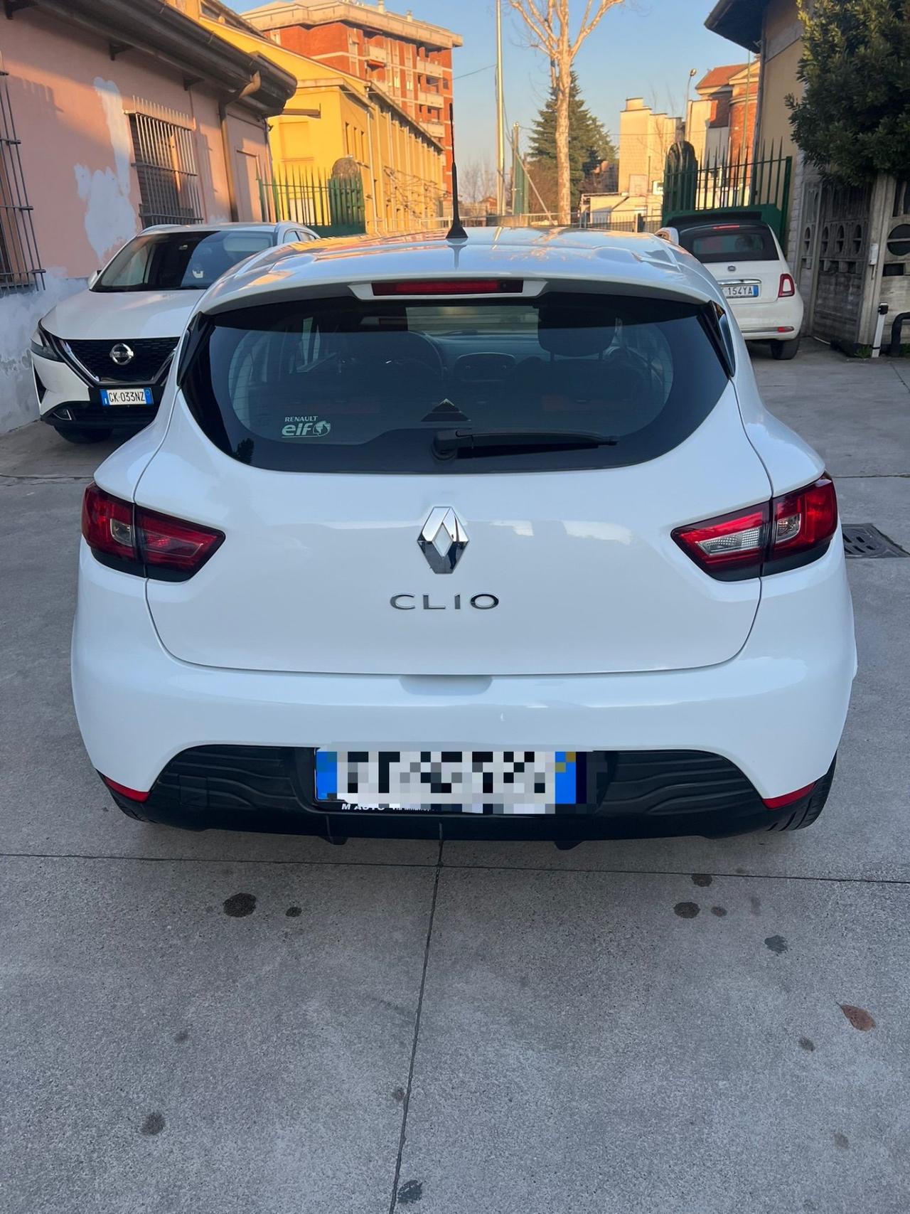 Renault Clio 1.2 benzina 5 porte