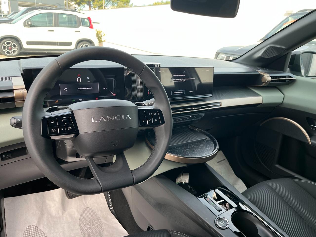 Lancia Ypsilon 1.2 100cv Hybrid e-DCT Automatic Km0