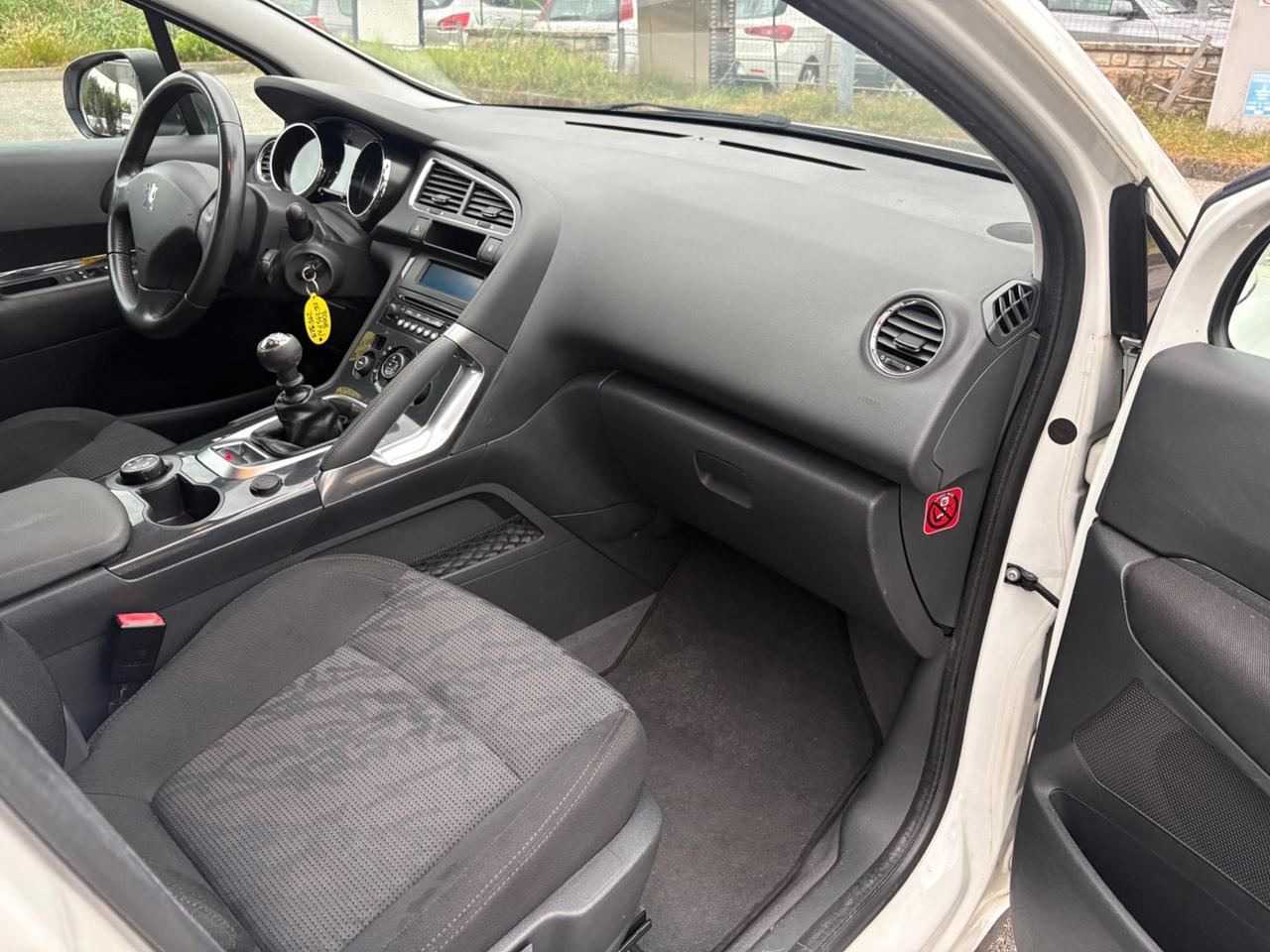 Peugeot 3008 1.6 HDi 112CV Tecno
