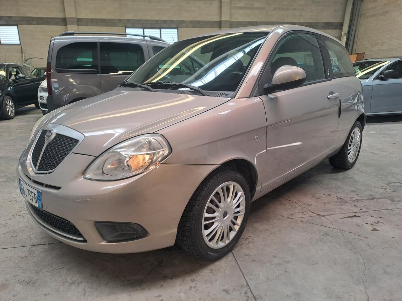 LANCIA YPSILON 1.2 *OK NEOPATENTATI*