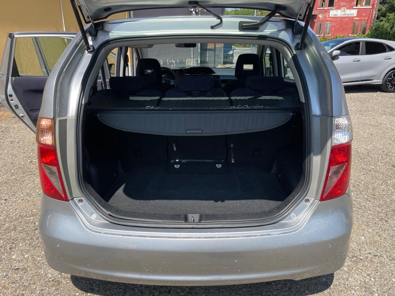 Honda FR-V 2.2 16V i-CTDi Comfort Plus DPF