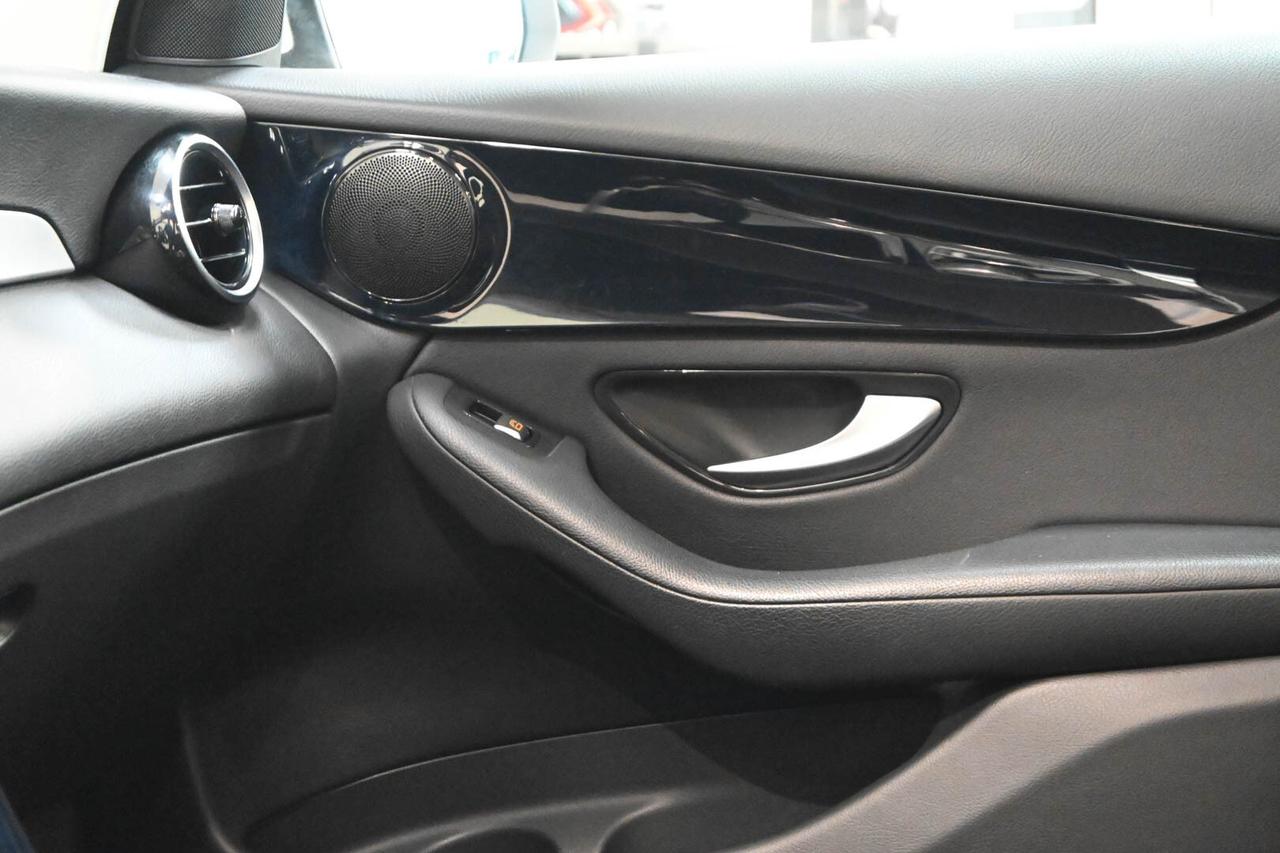 MERCEDES GLC (X253) GLC 220 d 4Matic B...