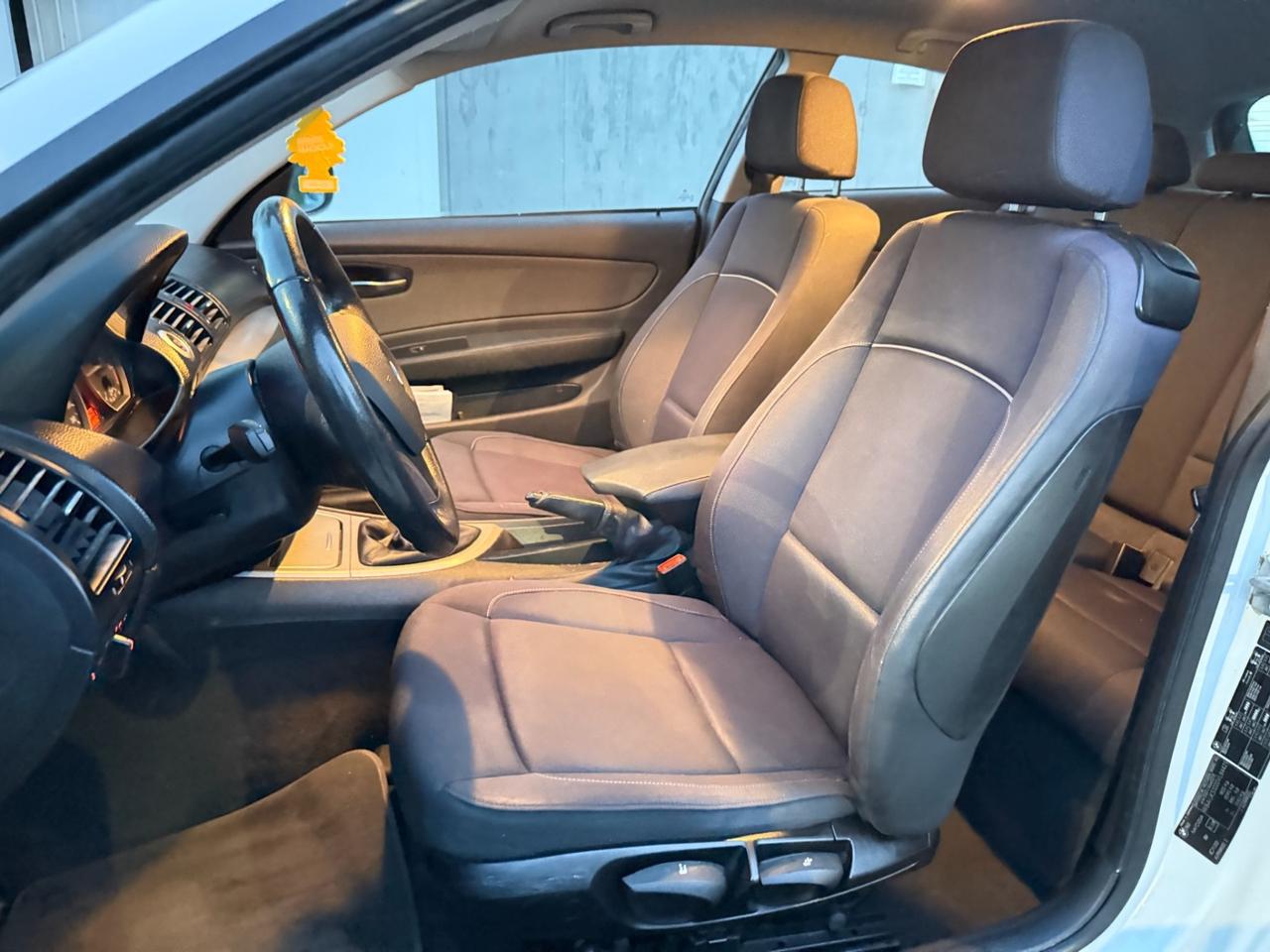 BMW SERIE 1 116D 2.0 DIESEL SOLI 77 MILA KM 09