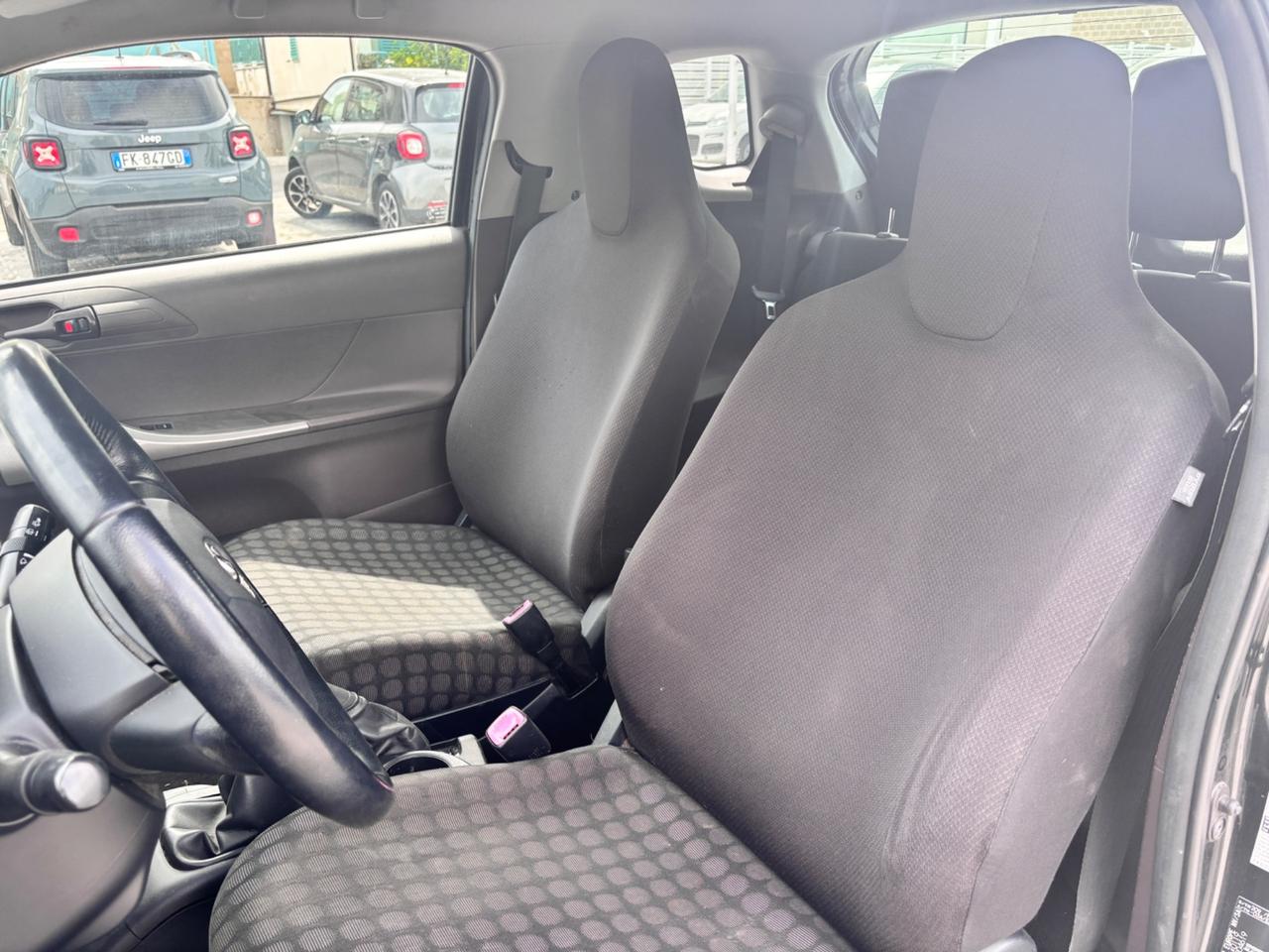 Toyota iQ 1.0