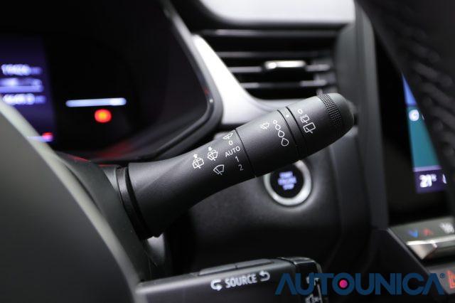 RENAULT Captur MILD HYBRID 160 CV EDC TECHNO AUTOMATICA