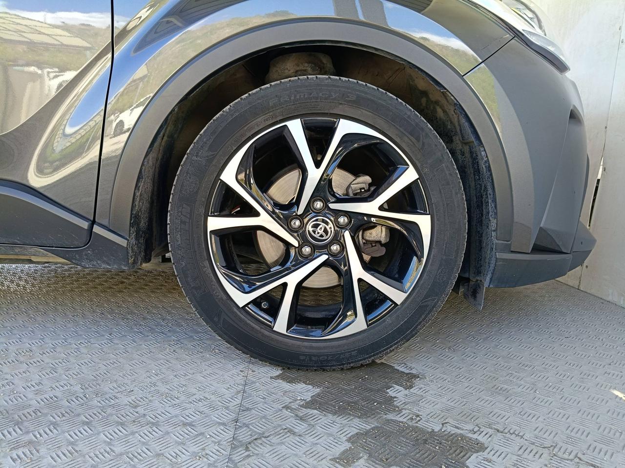 TOYOTA C-HR 2.0h Trend e-cvt