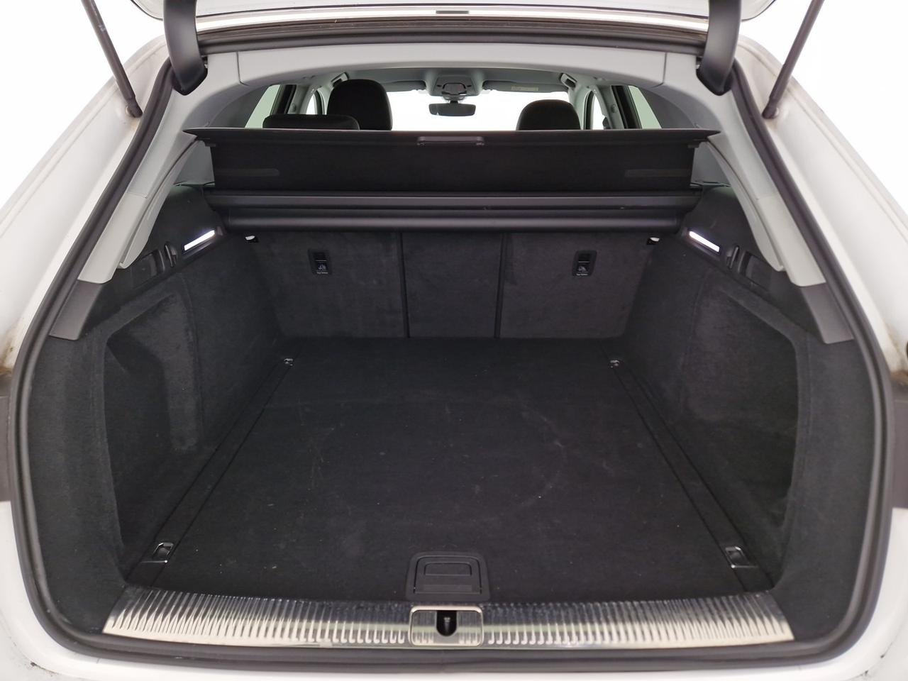 Audi A4 avant 30 2.0 tdi mhev s line edition 136cv s-tronic