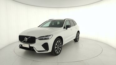 VOLVO XC60 2.0 b4 Plus Dark auto