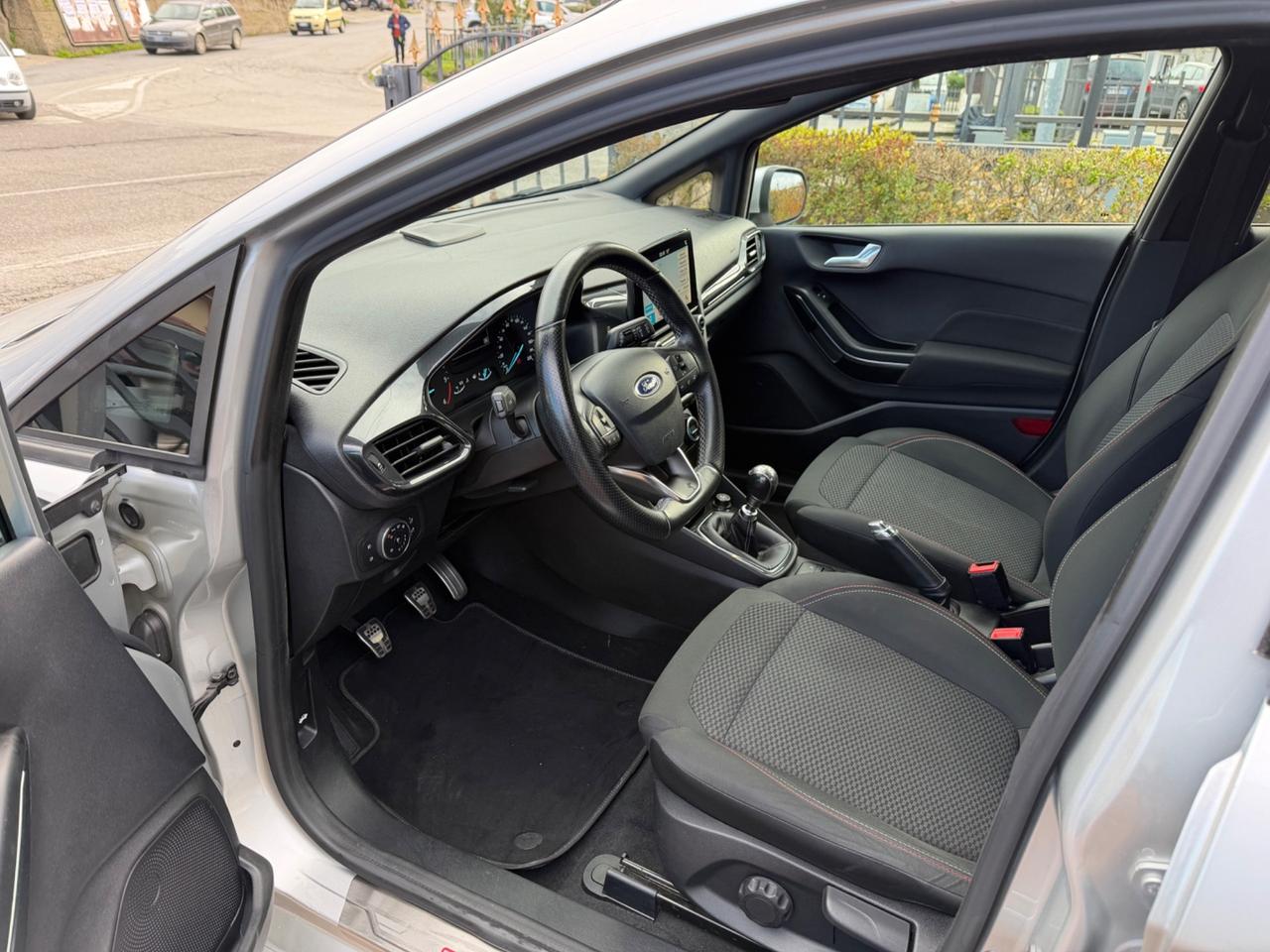 Ford Fiesta 1.5 TDCi 5 porte ST-Line