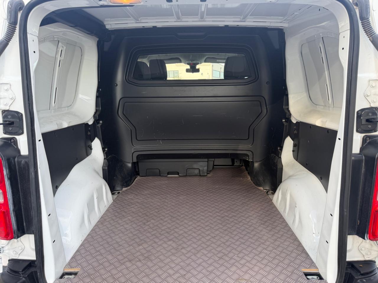 Opel Vivaro 1.5 Diesel 120CV S&S PL-TN-DC M Furgone Essentia