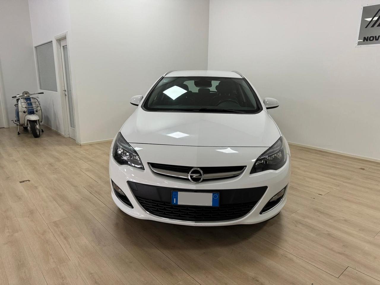 Opel Astra 1.6 CDTi 110CV Start&Stop Sports Tourer Business