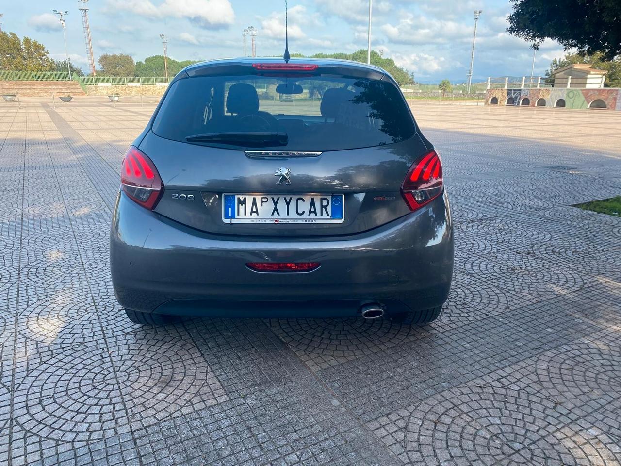 Peugeot 208 GT Line