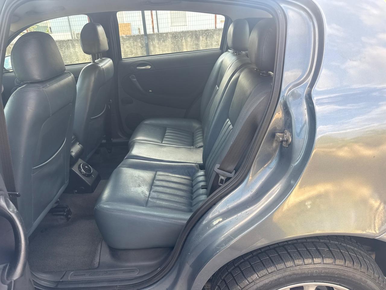 Alfa Romeo 147 1.9 JTD (115 CV)