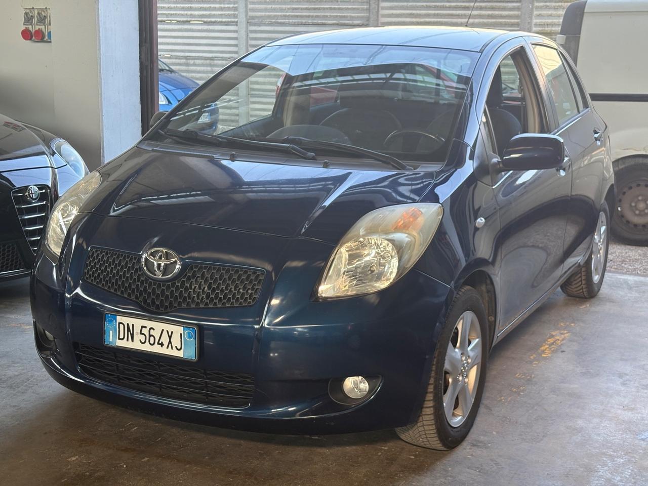 Toyota Yaris 1.3 5 porte Sol