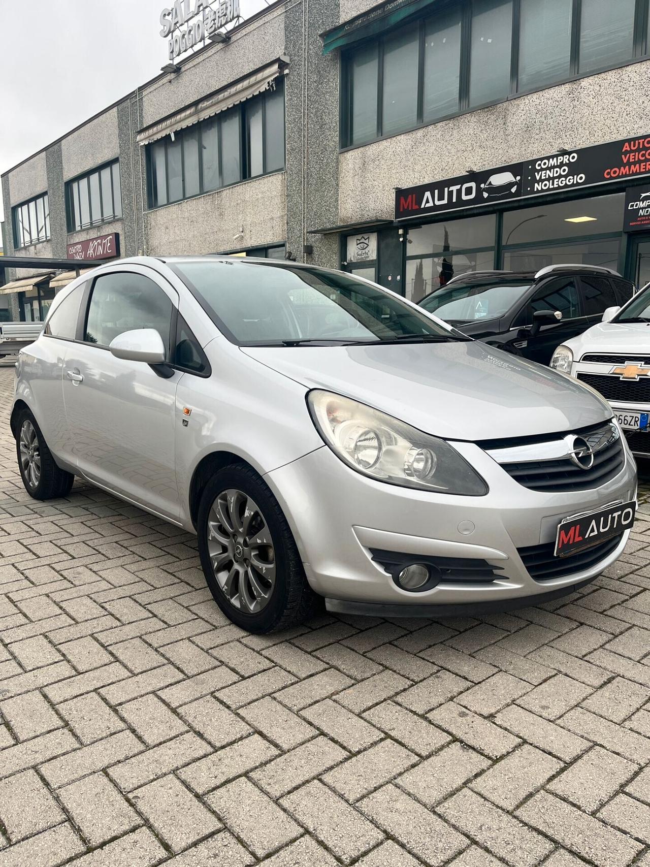 Opel Corsa 1.2 85CV 3 porte GPL-TECH Club - OK NEOPATENTATO