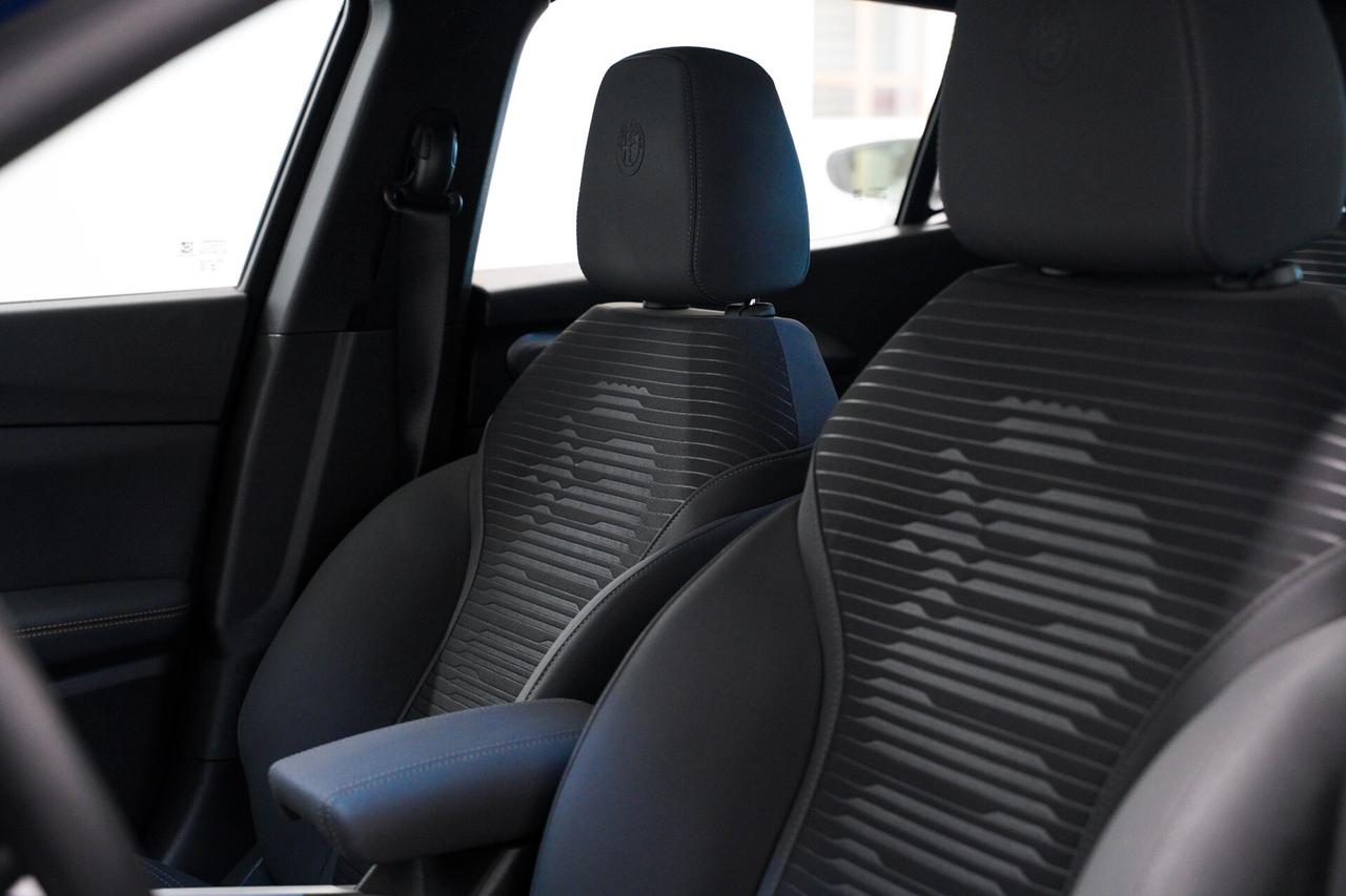 Alfa Romeo Tonale 1.6 diesel 130 CV TCT6 Tributo Italiano