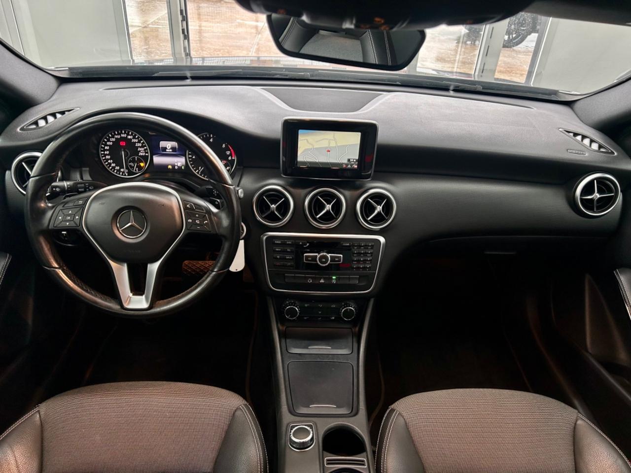 Mercedes CLASSE A 180 d Sport FINANZIABILE